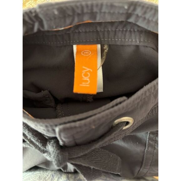 Lucy Grey Activewear Capri - Picture 5 of 5